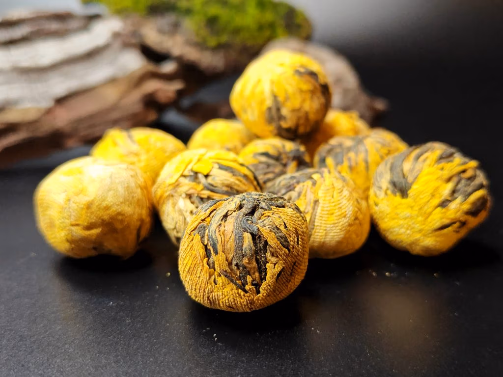 chrysanthemum black tea